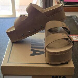 Mia Britt Platform Slide Sandal